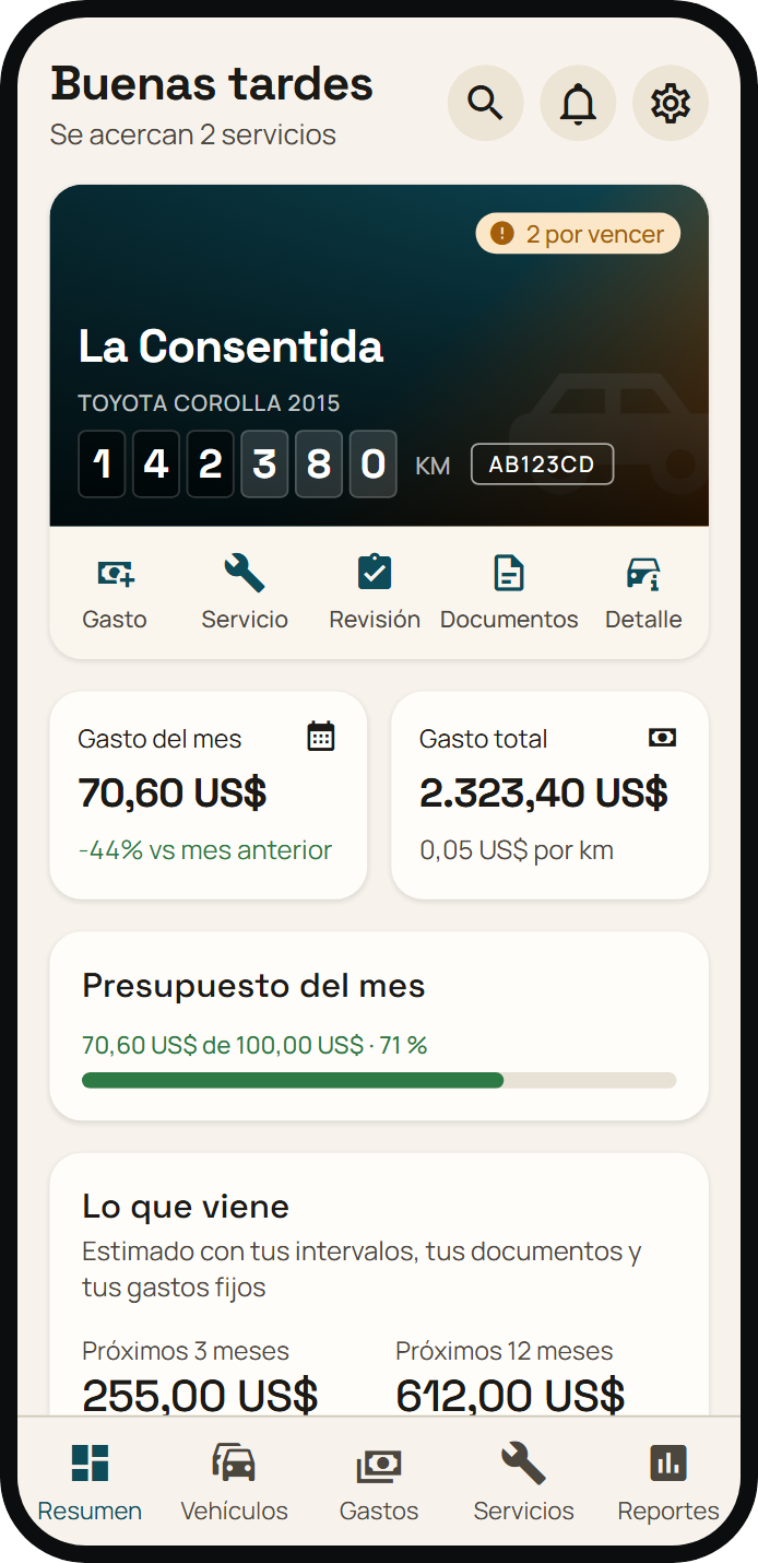 Bitácar home screen with the car La Consentida, its mileage, this month’s spending and what’s coming up.